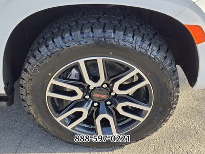 2023 GMC Yukon XL AT4