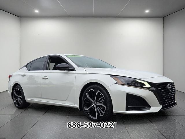 2023 Nissan Altima 2.5 SR