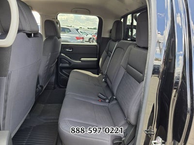 2024 Nissan Frontier SV