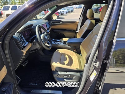 2024 Volkswagen Atlas Cross Sport 2.0T SEL R-Line