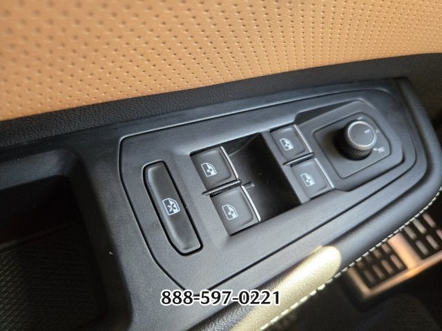 2024 Volkswagen Atlas Cross Sport 2.0T SEL R-Line