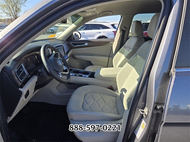 2024 Volkswagen Atlas 2.0T SE