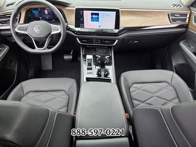 2025 Volkswagen Atlas 2.0T SE w/Technology