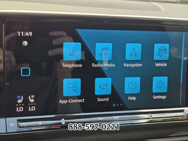 2025 Volkswagen Atlas 2.0T SE w/Technology