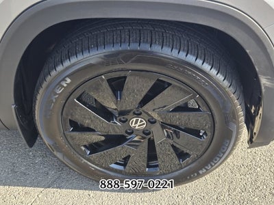 2026 Volkswagen Atlas Cross Sport SE w/Technology