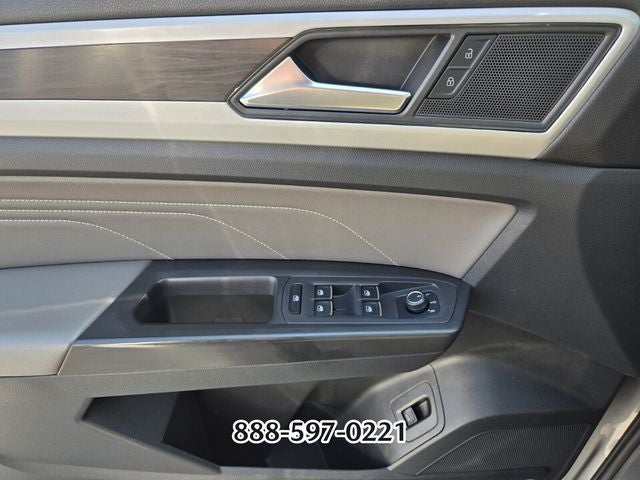 2022 Volkswagen Atlas 3.6L V6 SE w/Technology