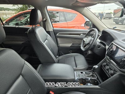 2022 Volkswagen Atlas 3.6L V6 SE w/Technology