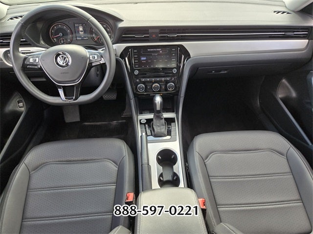 2022 Volkswagen Passat 2.0T SE