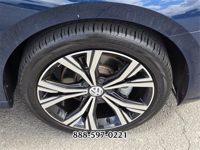 2022 Volkswagen Passat 2.0T SE