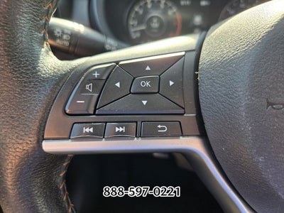 2022 Nissan Kicks SR