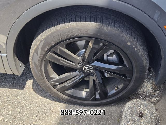 2024 Volkswagen Tiguan 2.0T SE R-Line Black