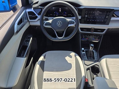 2025 Volkswagen Taos 1.5T SE