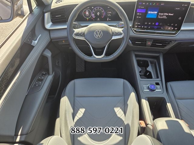 2025 Volkswagen Tiguan 2.0T SE
