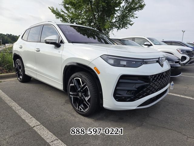 2025 Volkswagen Tiguan 2.0T SEL R-Line