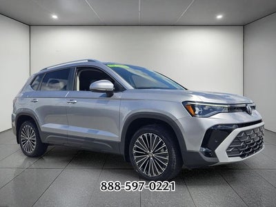 2025 Volkswagen Taos 1.5T SE