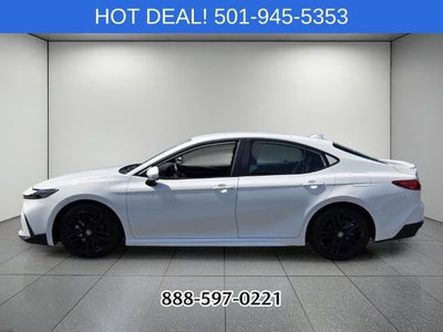 2025 Toyota Camry SE