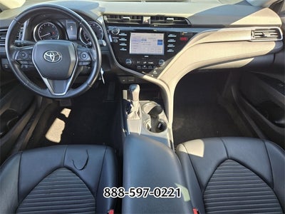 2020 Toyota Camry SE