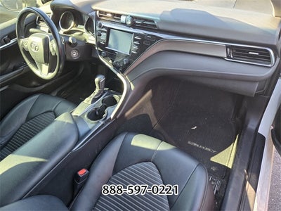 2020 Toyota Camry SE