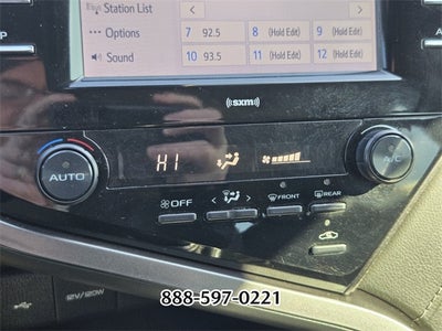 2020 Toyota Camry SE