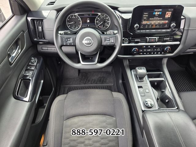 2022 Nissan Pathfinder S