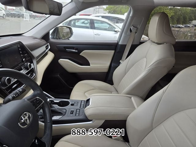 2021 Toyota Highlander XLE