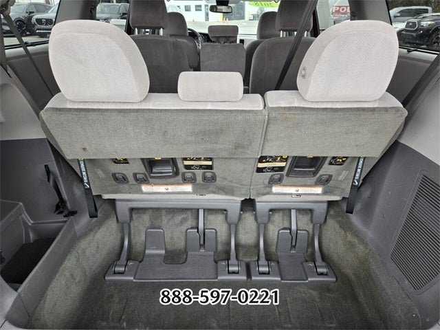 2018 Toyota Sienna L 7 Passenger