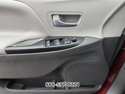 2018 Toyota Sienna L 7 Passenger