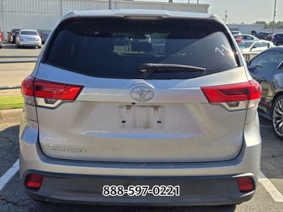 2019 Toyota Highlander LE