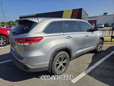 2019 Toyota Highlander LE