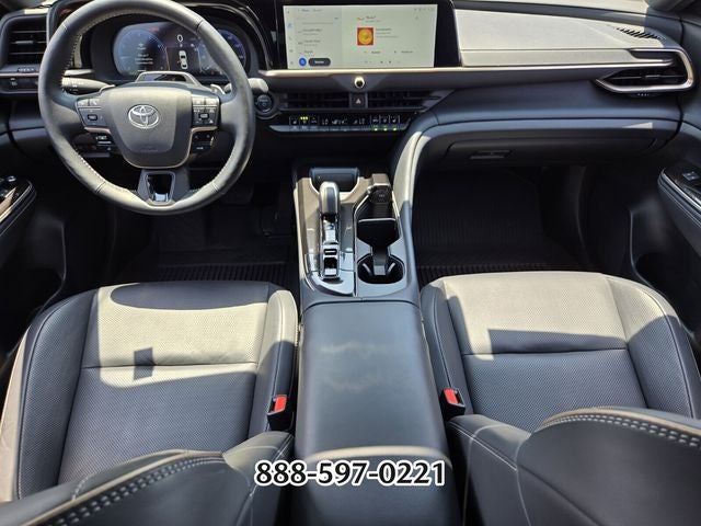 2024 Toyota Crown Platinum