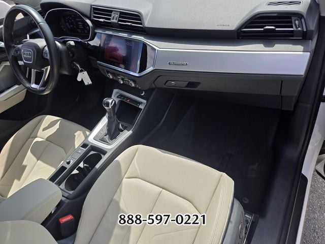 2021 Audi Q3 Premium quattro