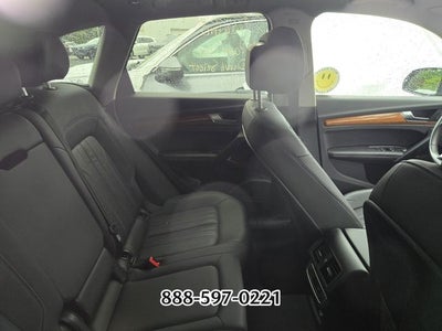 2023 Audi Q5 45 S line Premium quattro
