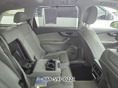 2019 Audi Q7 45 SE Premium Plus quattro