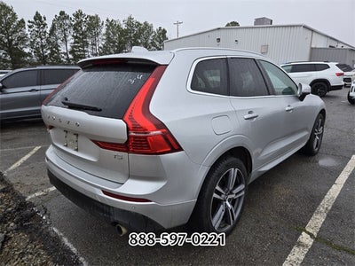 2020 Volvo XC60 T5 Momentum