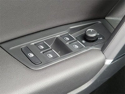 2018 Volkswagen Tiguan Base