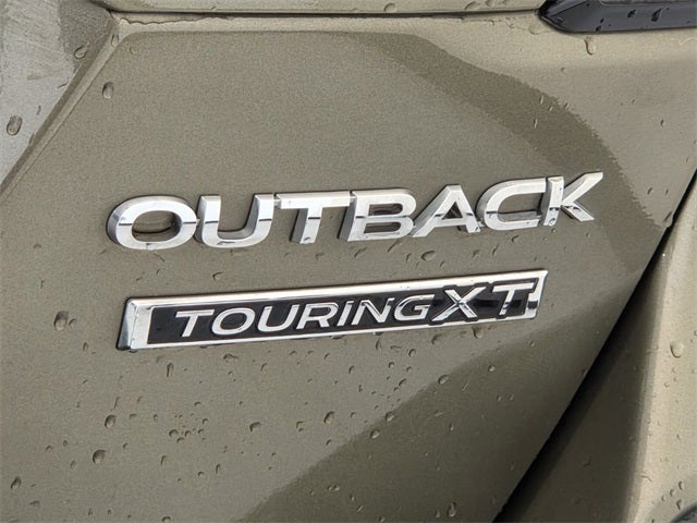 2022 Subaru Outback Touring XT