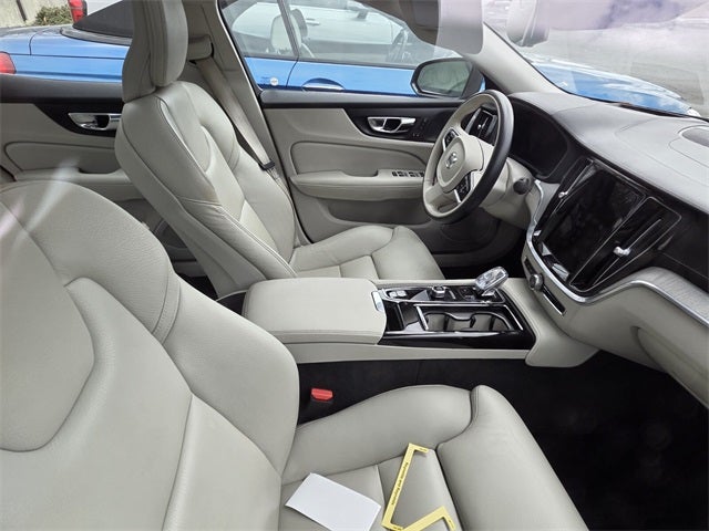 2022 Volvo S60 Recharge Plug-In Hybrid T8 Inscription