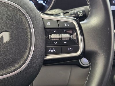 2024 Kia Carnival LX