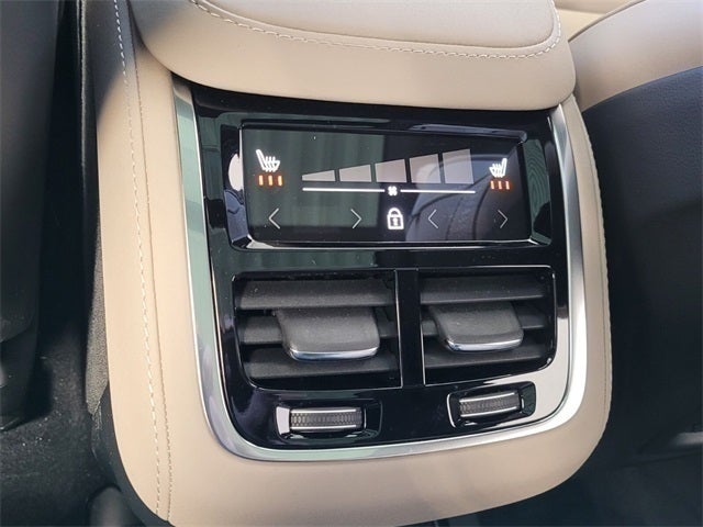 2026 Volvo XC90 B6 Plus 6-Seater