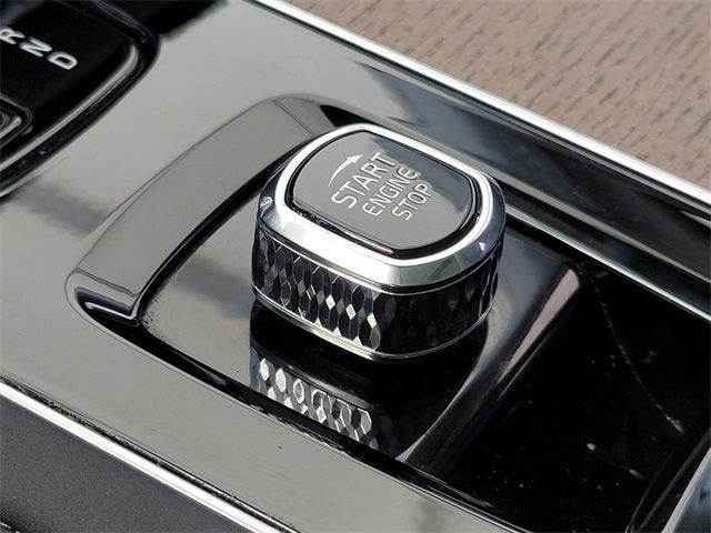 2025 Volvo XC90 B6 Plus 7-Seater 2025.5