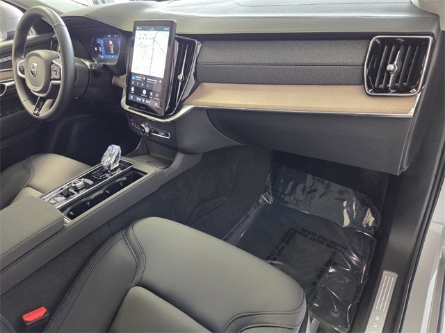 2025 Volvo XC90 B6 Plus 7-Seater 2025.5