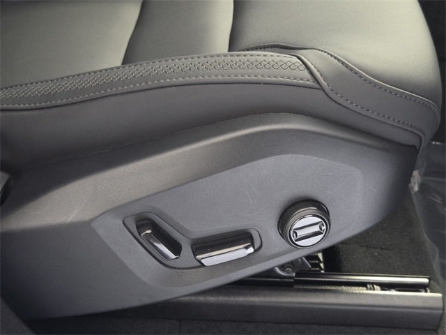 2025 Volvo XC90 B6 Plus 7-Seater 2025.5