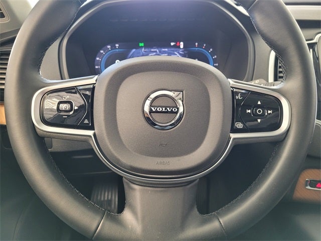 2025 Volvo XC90 B6 Plus 7-Seater