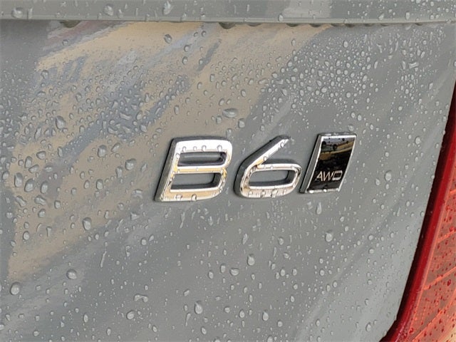 2025 Volvo XC90 B6 Plus 7-Seater