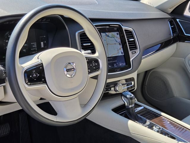 2019 Volvo XC90 T5 Momentum