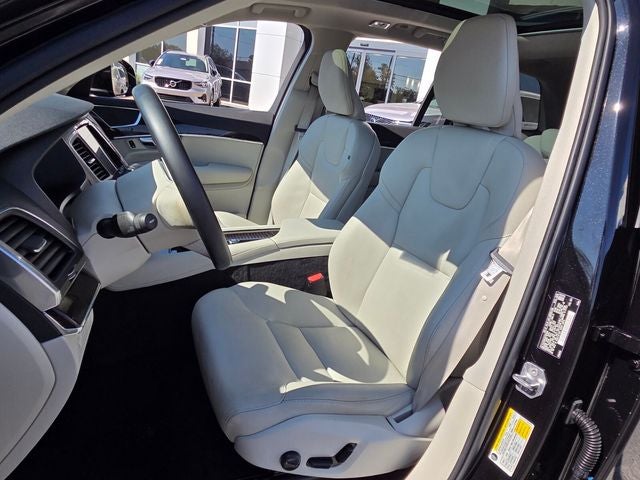 2019 Volvo XC90 T5 Momentum