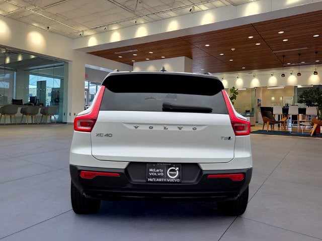 2021 Volvo XC40 R-Design