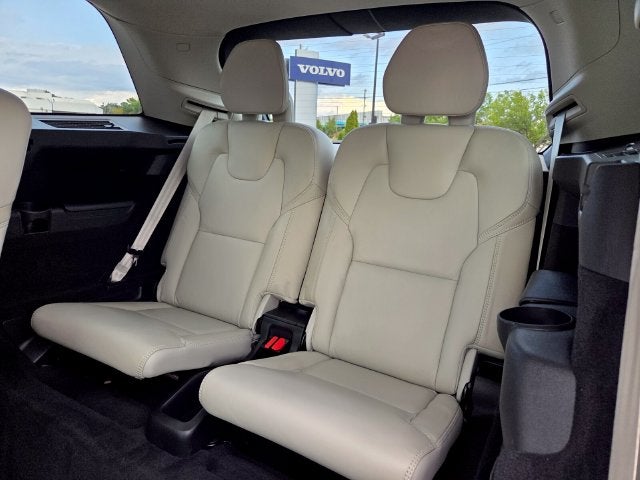 2022 Volvo XC90 T6 Inscription