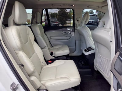 2022 Volvo XC90 T6 Inscription
