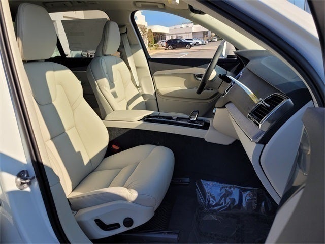 2025 Volvo XC90 Plug-In Hybrid T8 Plus 7 Passenger